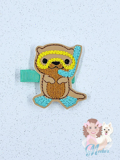 Otter hair clip for girls, birthday outfit accessories, otter gifts for little girls, summer hair clip for toddler girls, cute