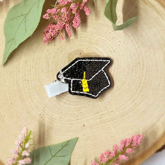 Graduation Hair Bow, Graduation Hair Clip, Feltie Hair Clip, Toddler Hair Clip, Girls Hair Clip, Graduation Outfit, 2023 Grad, Grad Hair Bow