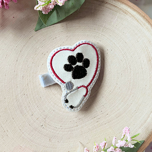 Vet Hair Clips for toddlers, Vet Tech Hair accessories for girls, Pigtail Bows, Baby Girl Hair Clip, Girls clips for hair, paw print clip